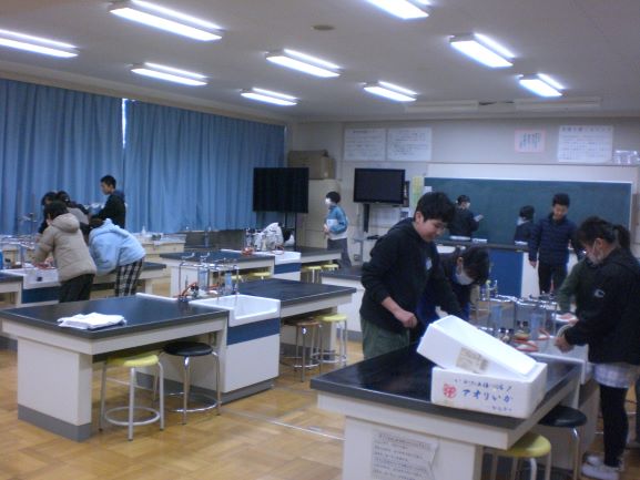 R7 �U�N��d��ƂR