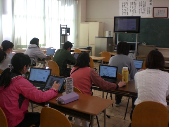 R7�s�S�̌��C��\��Q