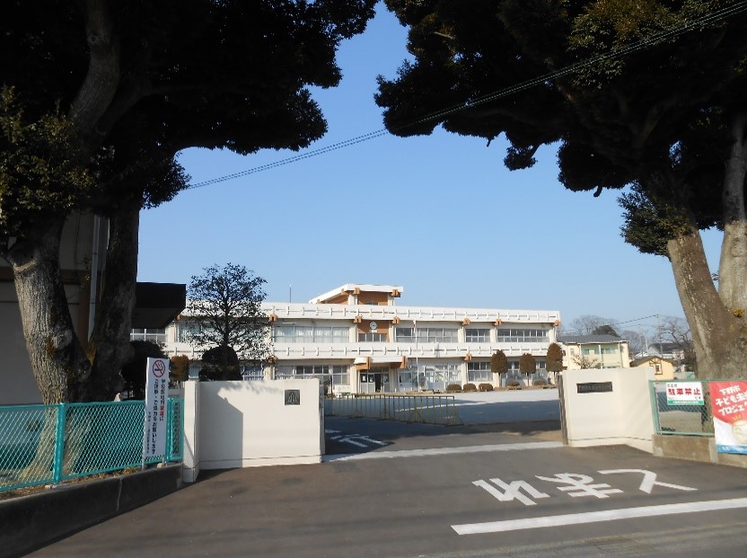 国分寺小学校(こくぶんじ しょうがっこう)の写真