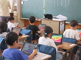 R70702typing1.jpg