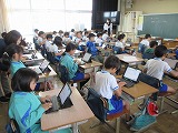 R70528typing1.jpg