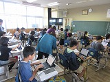 R70528typing3.jpg
