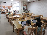 R70709typing1.jpg