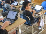 R70709typing6.jpg