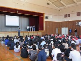 R71212EFriha3.jpg