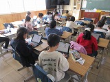 R80121typing2.jpg