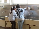 R803233.5.jpg