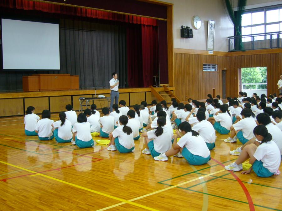 R107全校集会04