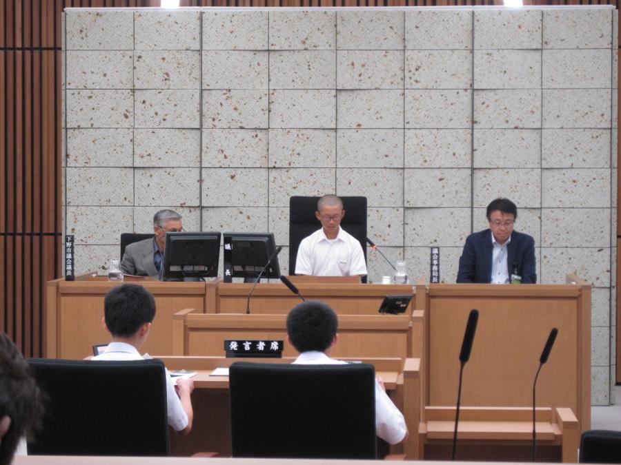 R108議会05