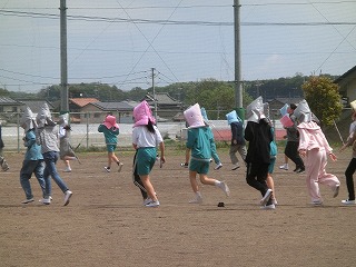 R8hinan14.jpg