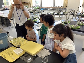 R8kougai1nen1.jpg